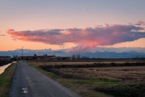 Scopri di più sull'articolo Tramonto invernale con esplosione di nubi