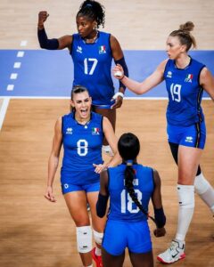 Scopri di più sull'articolo Le azzurre del volley vincono il primo oro olimpico