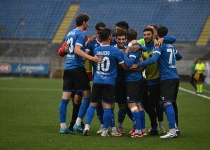 Scopri di più sull'articolo Terza vittoria di fila per il Novara Fc – di Siviersson