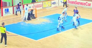 Scopri di più sull'articolo TeamServiceCar HRC Monza – TR Azzurra Hockey Novara : un’altra sconfitta in terra brianzola !                   Il racconto e l’analisi di Federico La Capria