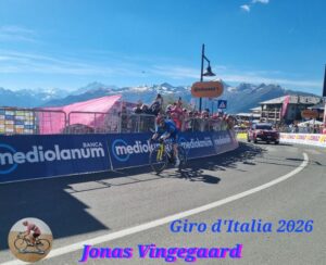 La Corsa Rosa (14) : A Pila vince Vingegaard e conquista la Maglia Rosa. di Federico La Capria