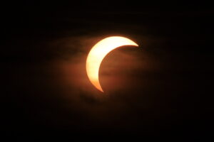 Eclissi parziale di Sole vista dalla Bassa Novarese, 12 agosto 2026